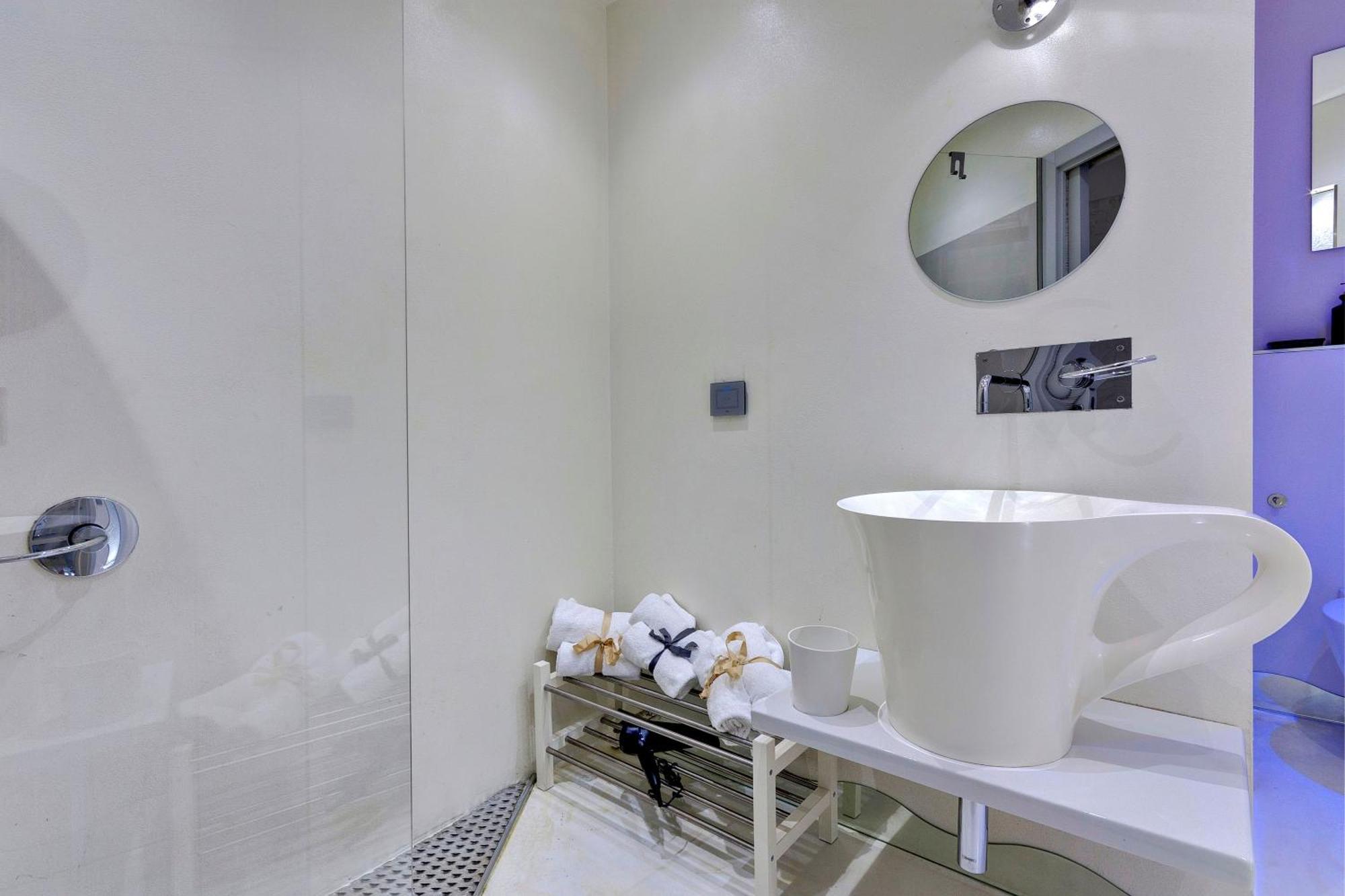 Victor Apartment By Mamo Florenz Exterior foto